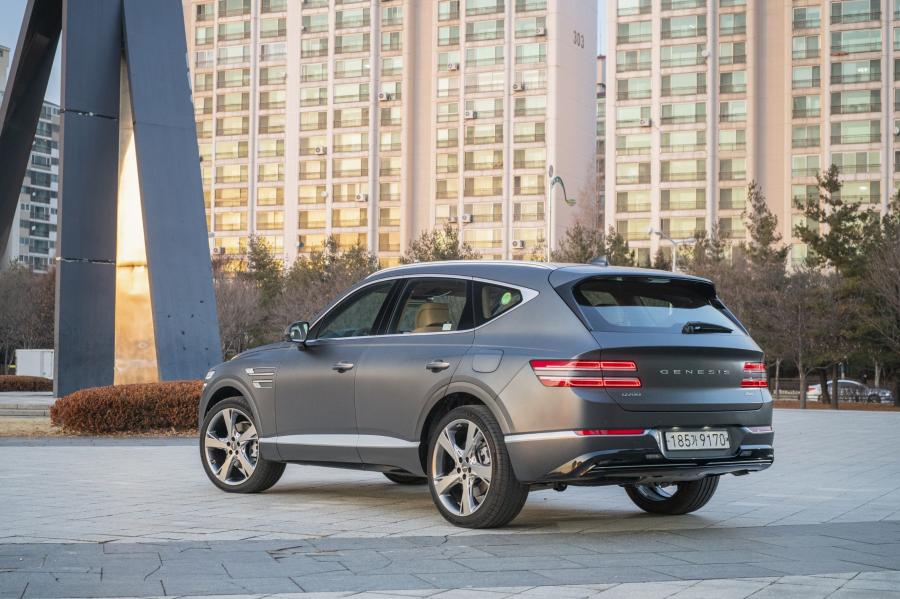  Genesis GV80 2020 года  (KR) (фото 9 из 16)